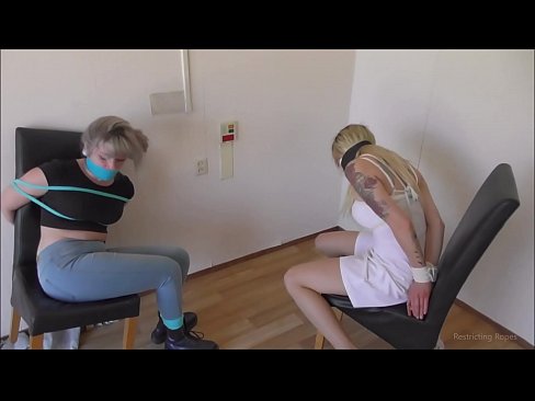 ❤️ Akapindwa muropa / akasungwa uye akasungwa / musikana ari mukutambudzika pane zvinonyadzisira sn.com-porn-mz.ru ❌️❤